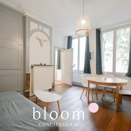 Vieille Place St Epvre Le 2 Des Dames Apartamento *