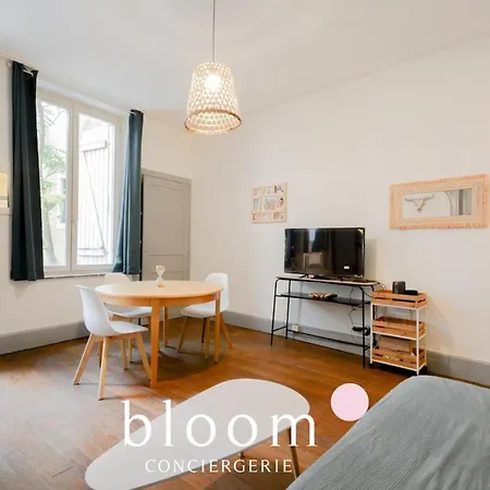 Vieille Place St Epvre Le 2 Des Dames 낭시