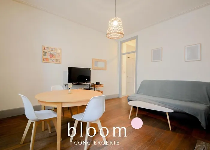 Vieille Place St Epvre Le 2 Des Dames Apartamento